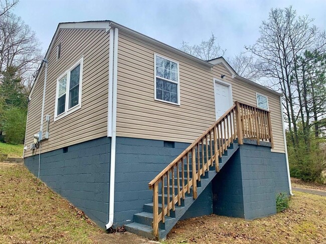 102 Valley View Cir in Clarksville, TN - Building Photo - Building Photo