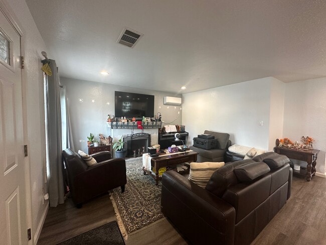 2464 Pepper Dr in Concord, CA - Building Photo - Building Photo