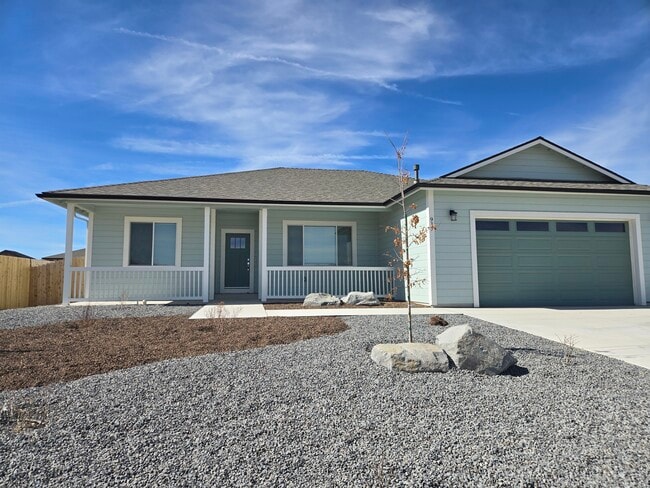 property at 917 Saltbrush Rd