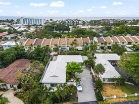 4512 Sea Grape Dr in Lauderdale-by-the-Sea, FL - Building Photo