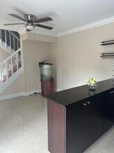2201 White Pine Cir in Greenacres, FL - Foto de edificio - Building Photo