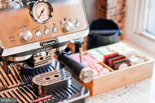 property at 2223 Payne Terrace SE