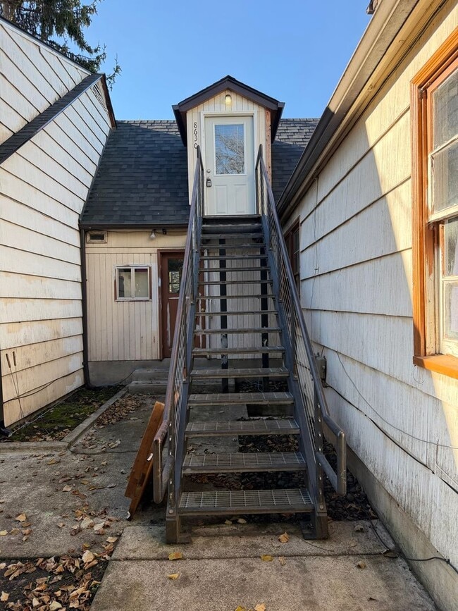 863 G St in Springfield, OR - Building Photo - Building Photo