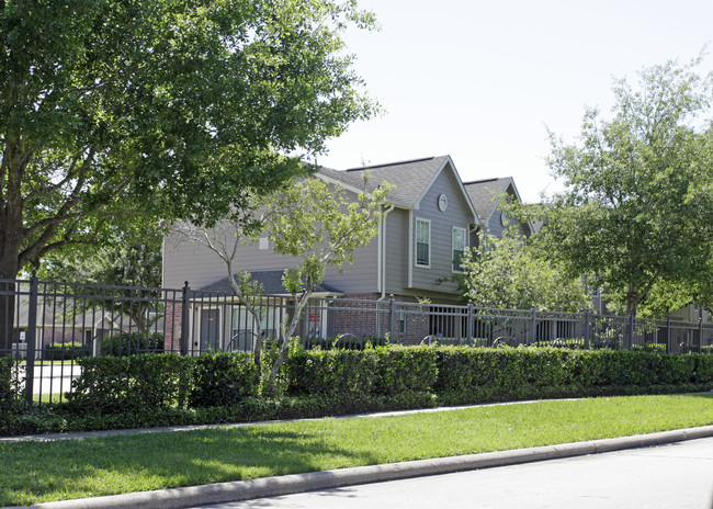 The Park at Fort Bend in Stafford, TX - Building Photo - Building Photo