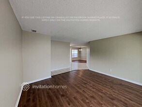 1207 Sandalwood Dr in Plant City, FL - Building Photo - Building Photo