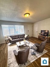 21 University Dr in Colorado Springs, CO - Foto de edificio - Building Photo