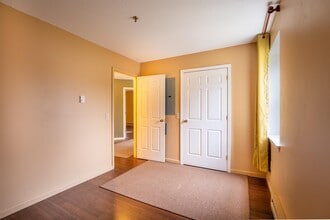 28 Academy St in Franconia, NH - Building Photo - Building Photo