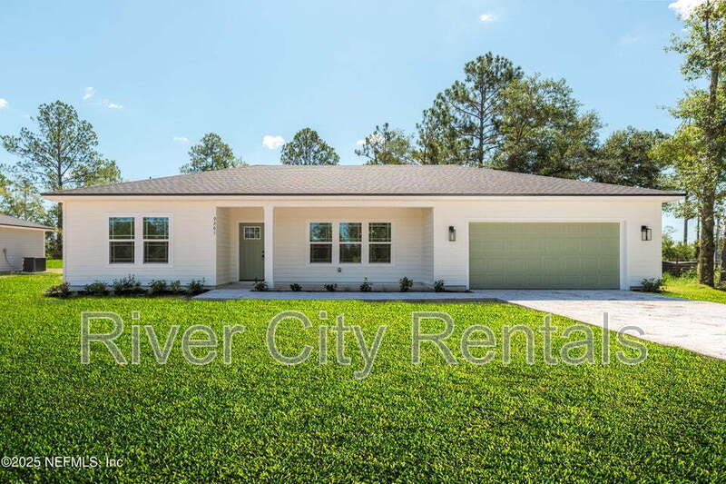 9261 Dolphin St in Sanderson, FL - Building Photo