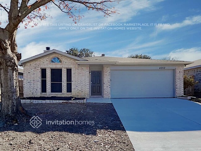 property at 4052 Staghorn Cir N