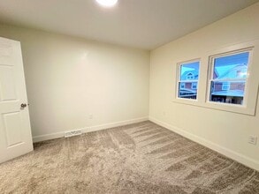 1337 Methyl St in Pittsburgh, PA - Building Photo - Building Photo