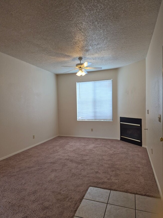 4248 Sabana Grande Ave SE in Rio Rancho, NM - Building Photo - Building Photo