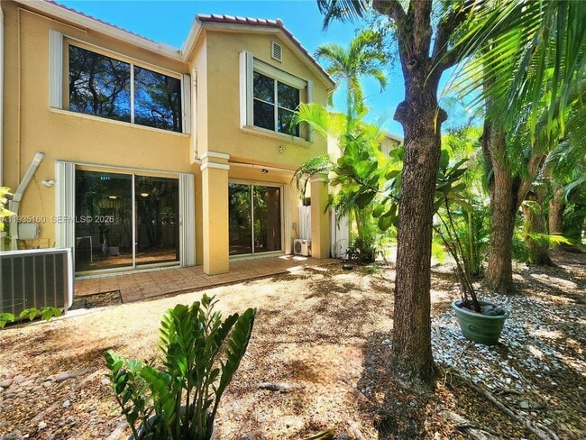 21028 NE 34th Ct in Aventura, FL - Building Photo - Building Photo