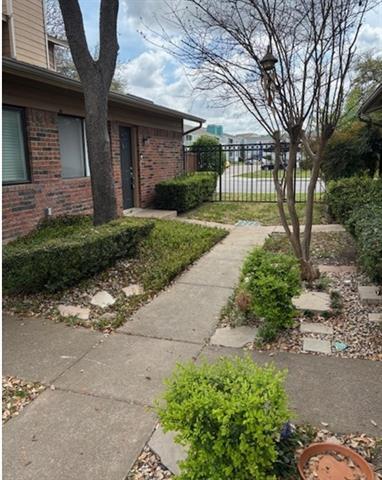 5731 Cedar Creek Dr in Benbrook, TX - Building Photo - Building Photo