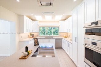 4520 Sabal Palm Rd in Miami, FL - Building Photo - Building Photo