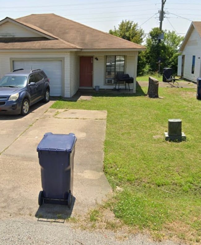 143 S Gosnell St, Unit B in Gosnell, AR - Foto de edificio - Building Photo