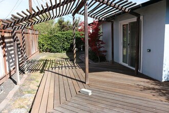 2206 San Rafael Ave in Santa Clara, CA - Building Photo - Building Photo