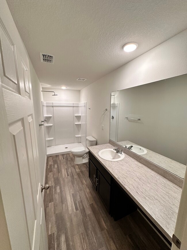 108 Maple Dr in Poinciana, FL - Building Photo - Building Photo