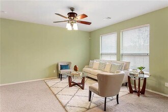 10644 Royal Tara Cove in Austin, TX - Building Photo - Building Photo