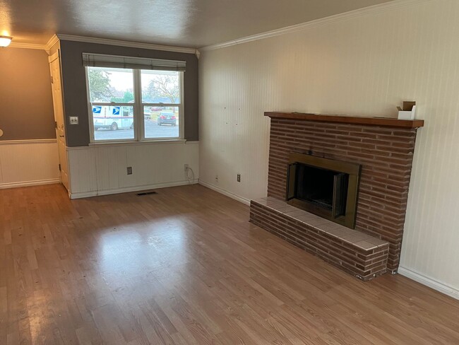 212 Westover Dr in Yakima, WA - Building Photo - Building Photo