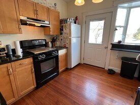 79 Capen St, Unit 2 in Medford, MA - Building Photo