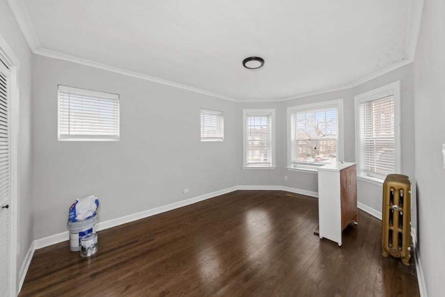 3758 N Troy St in Chicago, IL - Building Photo