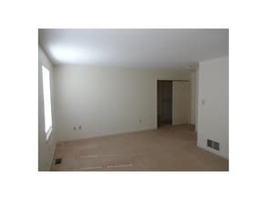 7 Davis Ct in Pemberton, NJ - Building Photo - Building Photo