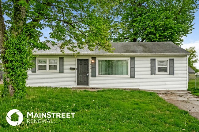 7300 Betsy Ross Dr in Louisville, KY - Building Photo - Building Photo