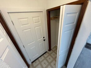 1929 E Spruce St in Springfield, IL - Building Photo - Building Photo