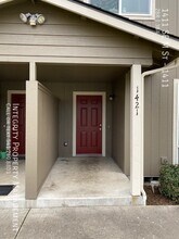 1411 SE M St in Grants Pass, OR - Building Photo - Building Photo