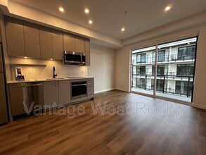 1274-1274 Devonshire Ave in Kelowna, BC - Building Photo - Building Photo