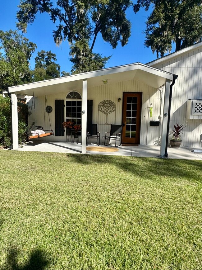 3 Lang St, Unit Easy Livin’ in Savannah