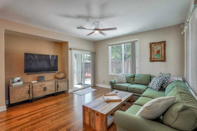 18447 Butterfield Blvd in Morgan Hill, CA - Building Photo - Building Photo