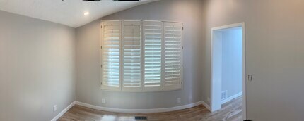 4650 Dulin Rd in Fallbrook, CA - Foto de edificio - Building Photo