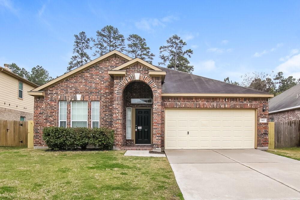 443 Oak Chase Dr in Conroe, TX - Foto de edificio
