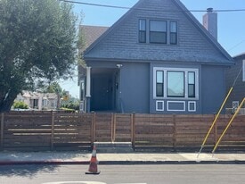 936 Moorpark St in Oakland, CA - Building Photo