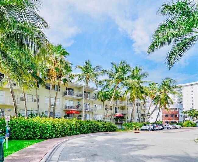 property at 1441 Lincoln Rd