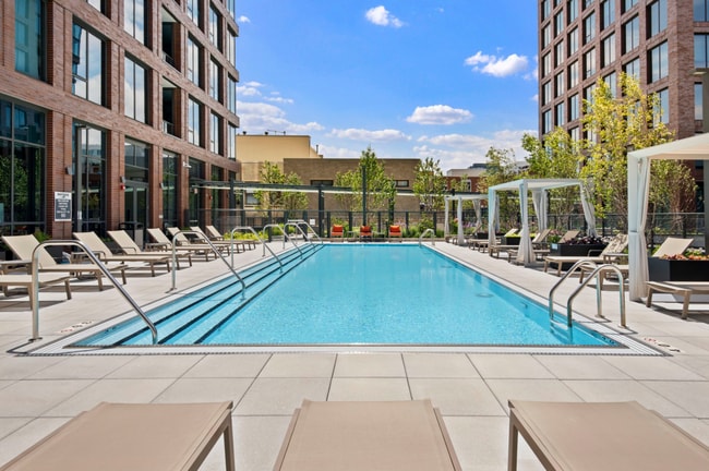 917 W Washington Blvd, Unit 1503 in Chicago, IL - Building Photo - Building Photo