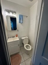 5601 Wilkins Ave, Unit 3 in Pittsburgh, PA - Foto de edificio - Building Photo