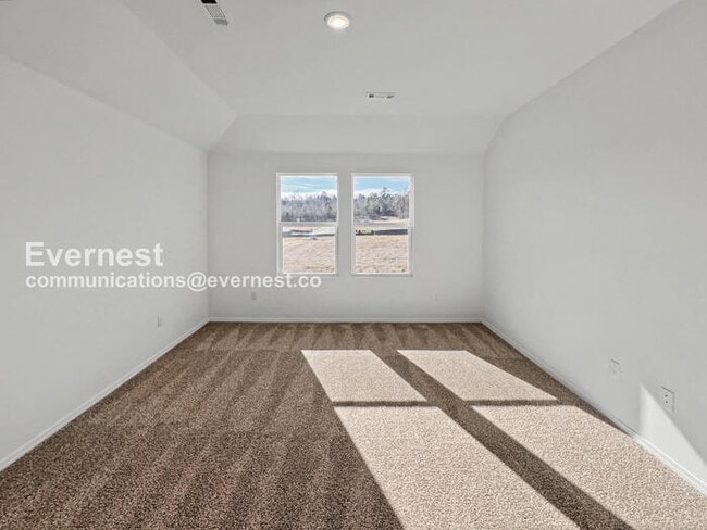 106 E Sunbelt Ct in Mayflower, AR - Building Photo - Building Photo