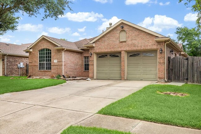 3514 Rushwater Ln in Friendswood, TX - Building Photo - Building Photo