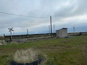1167 Bickleton Hwy in Goldendale, WA - Building Photo - Building Photo