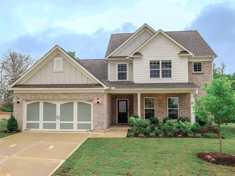 5238 Mulberry Pass Ct in Hoschton, GA - Building Photo