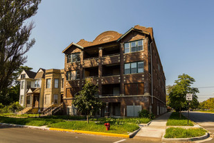 6400 S Peoria St Apartments