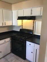 2100 Lenoa Ln in Austell, GA - Building Photo - Building Photo