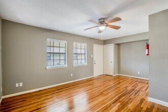 4800 Delano St-Unit -7 in Houston, TX - Building Photo - Building Photo