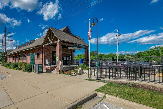 1445 Shermer Rd, Unit 5A in Northbrook, IL - Building Photo - Building Photo