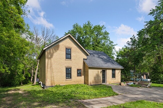 property at 2532 Eitel Rd