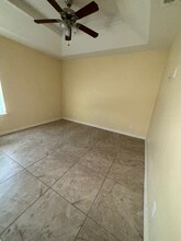 2502 E Franklin Ave in Alton, TX - Building Photo - Building Photo
