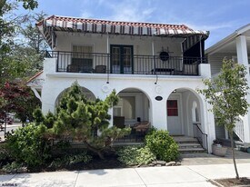 7201 Winchester Ave in Ventnor City, NJ - Building Photo