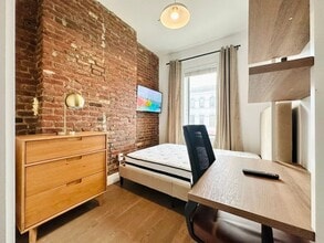Furnished room/NOT APARTMENT, Unit 2A in Brooklyn, NY - Building Photo - Building Photo